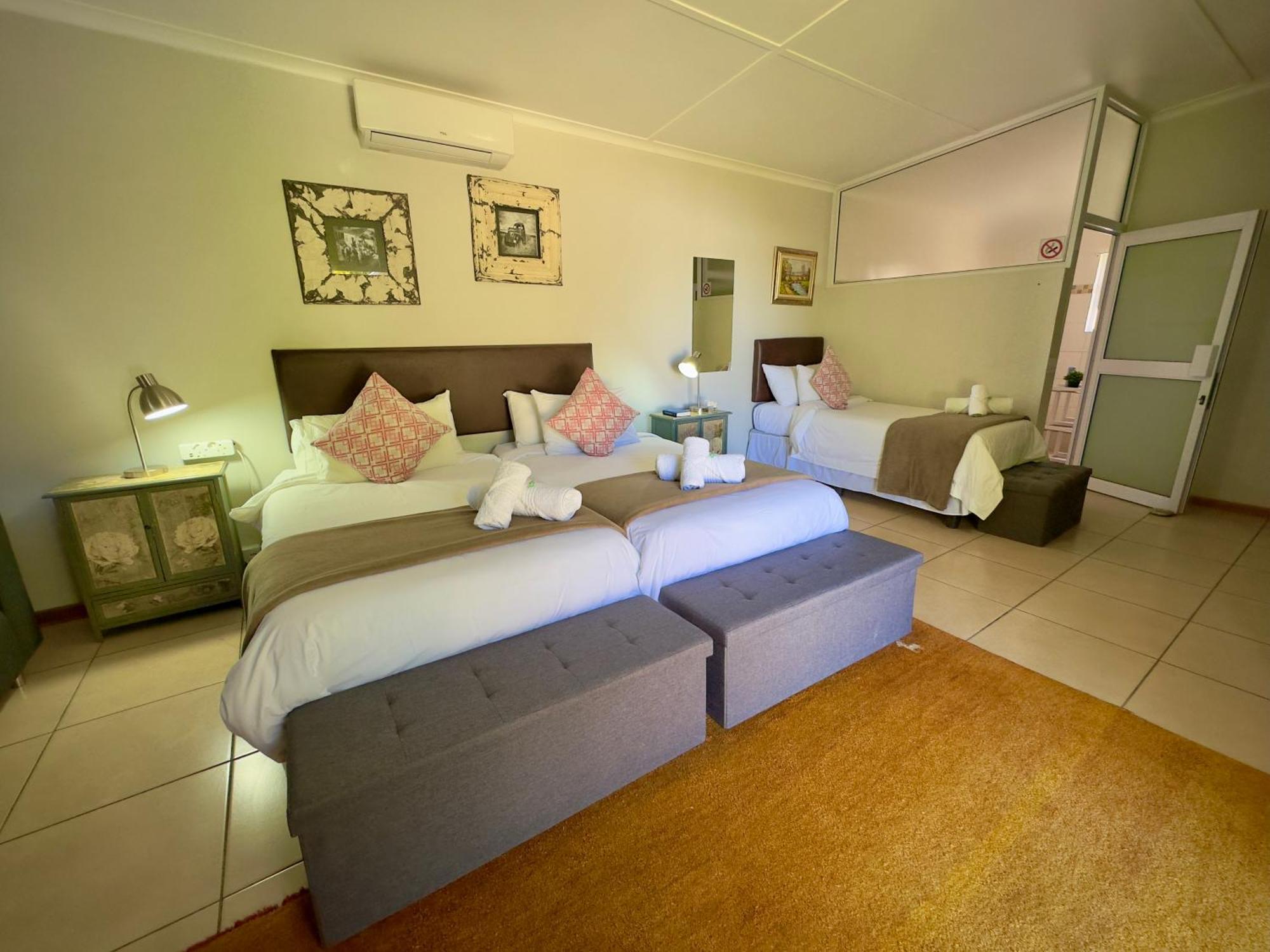 Kliprand Guest House Springbok Kültér fotó